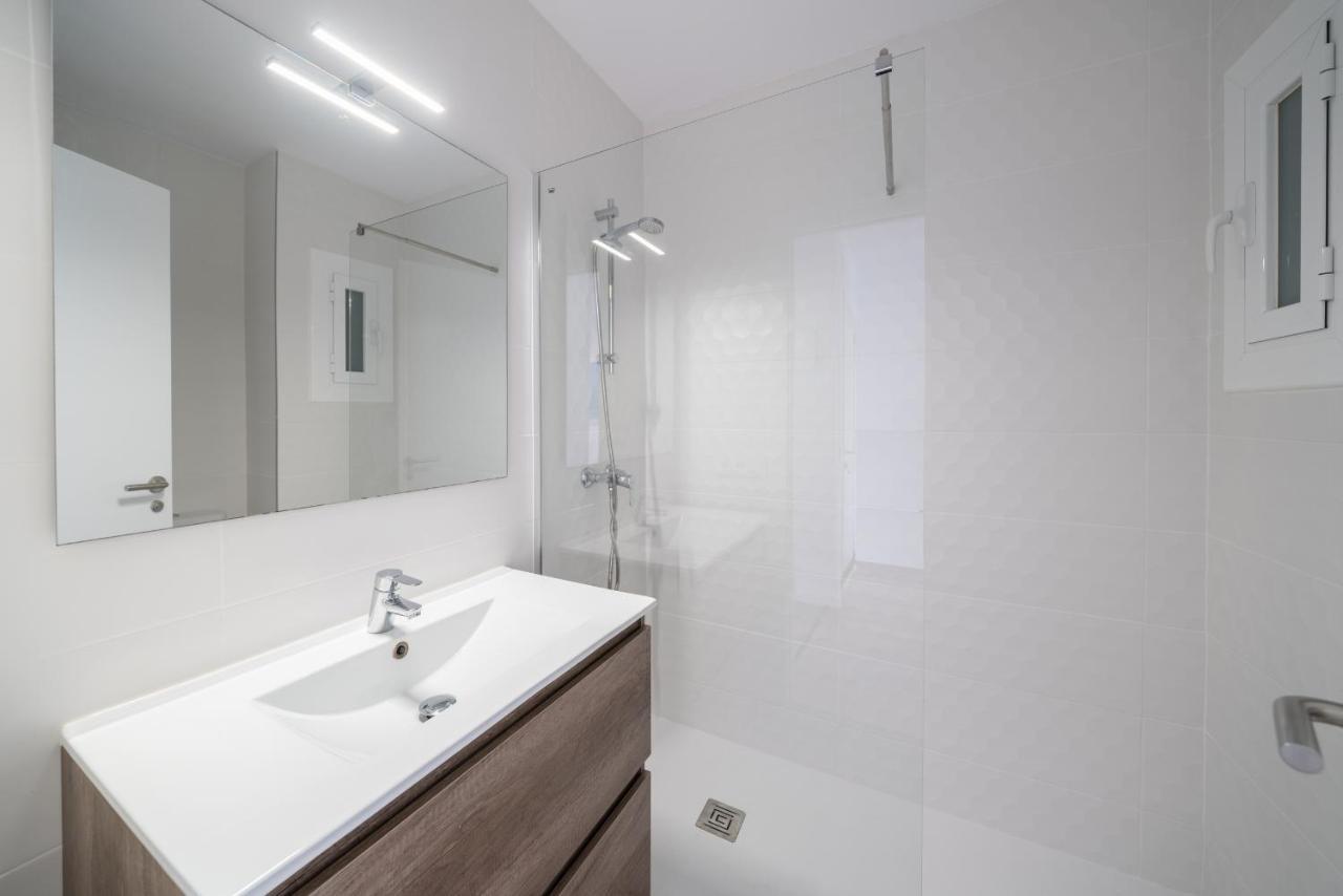 Apartment Sofia L' Escala Екстериор снимка