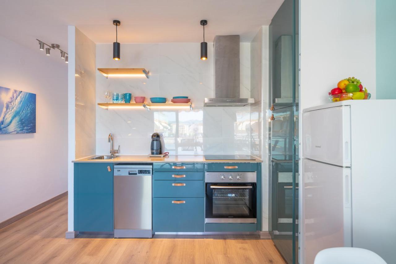 Apartment Sofia L' Escala Екстериор снимка